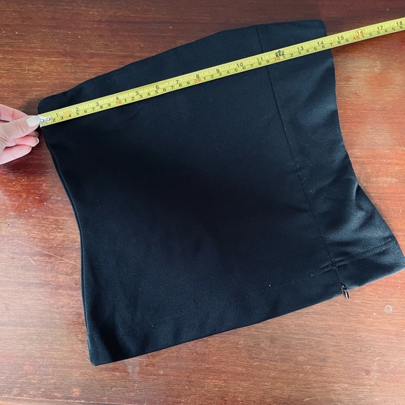 RARE | Crop Top with Back Accent Embroidery - Picture 2 of 14